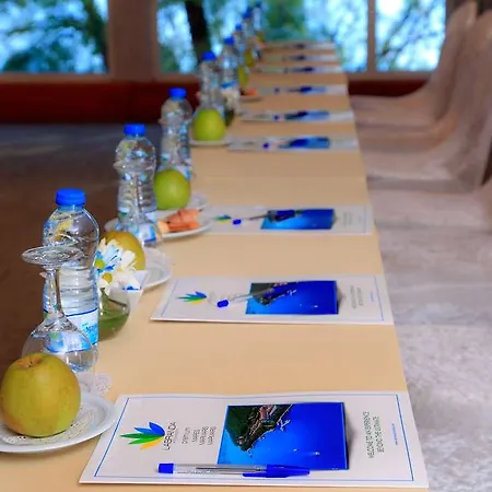 Hotel Labranda Mares *