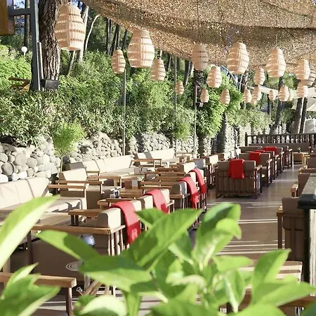 Ξενοδοχείο Labranda Mares *