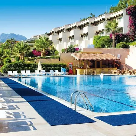 Hotell Labranda Mares *
